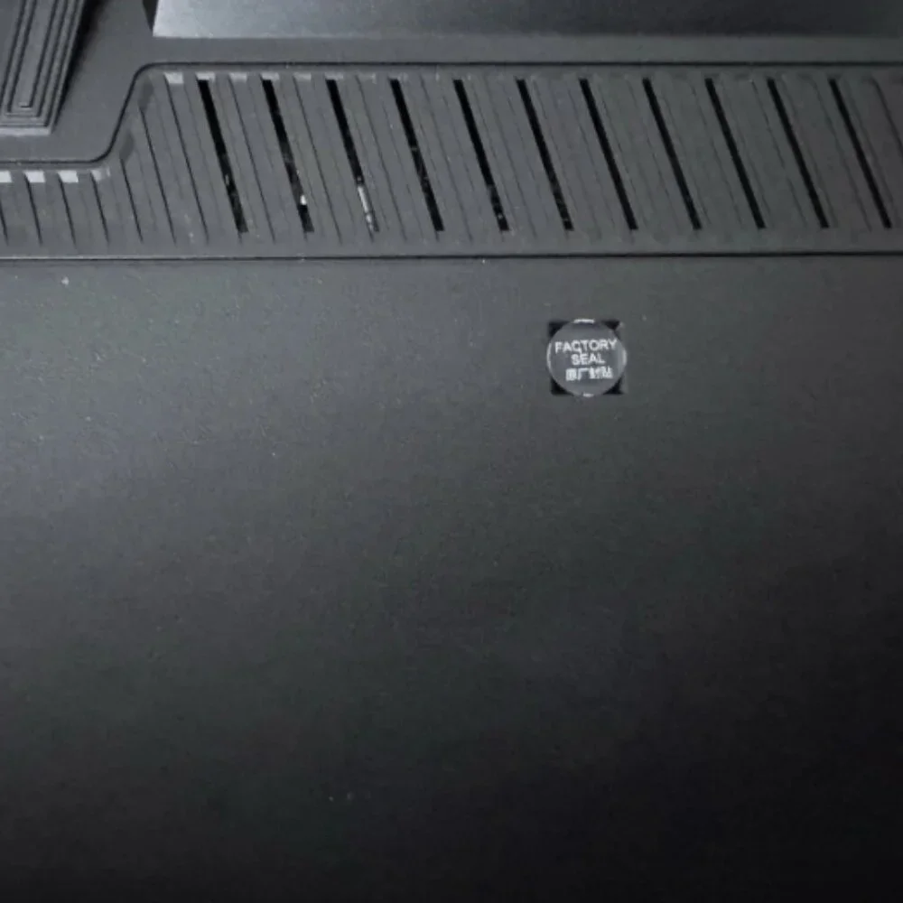 MSI Raider GE78 HX Gaming Laptop 13V, I9 13980HX, RTX 4090, 2TB SSD, 16gb RAM